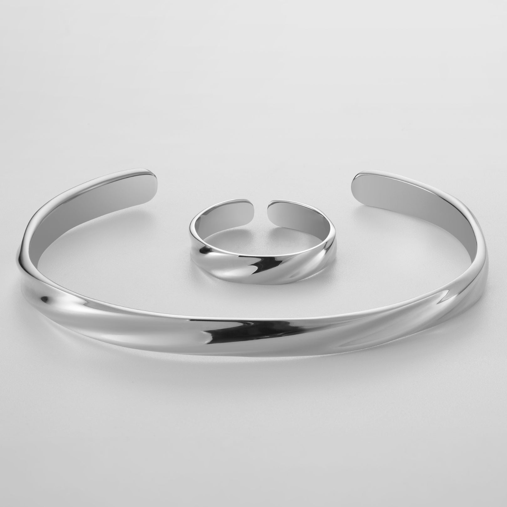 Twisted Unisize Set