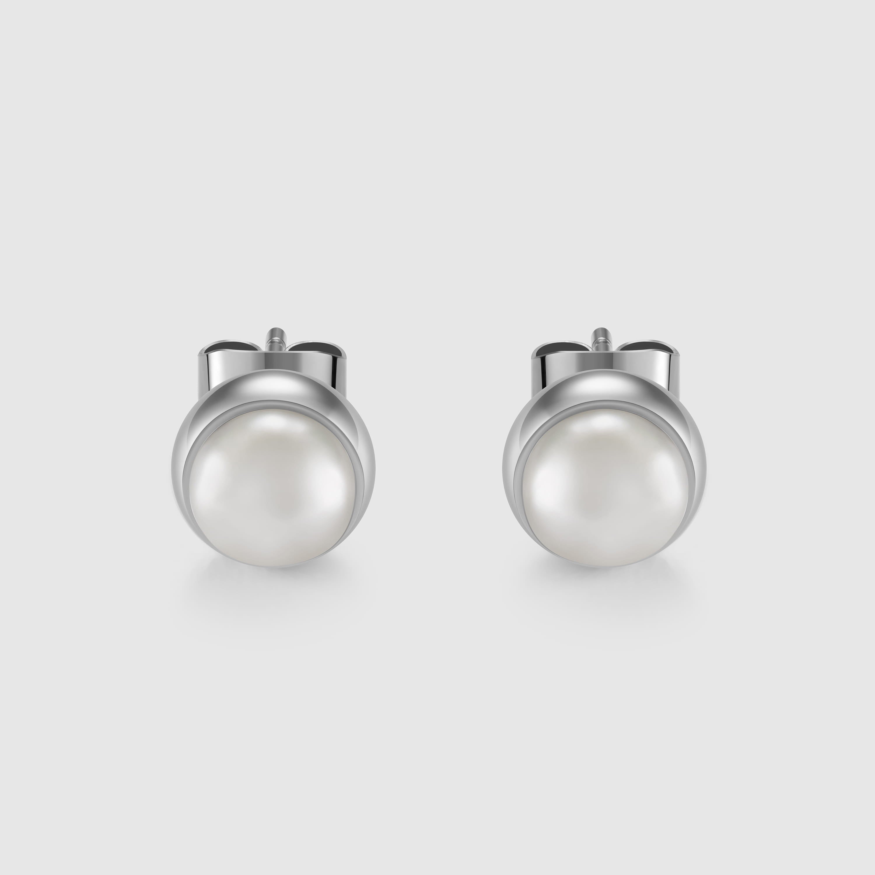 Classic Pearl Studs