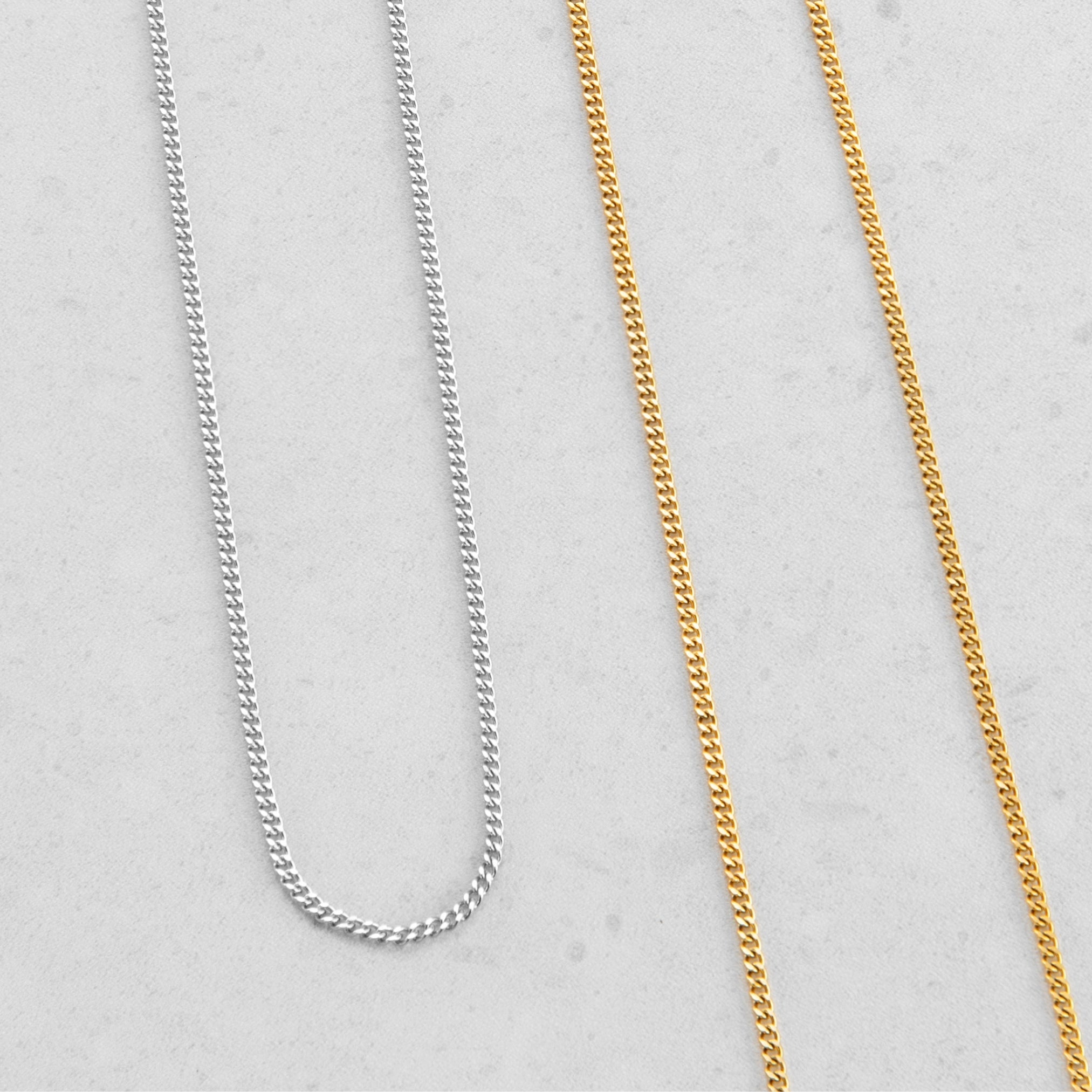 Minimal Curb Chain