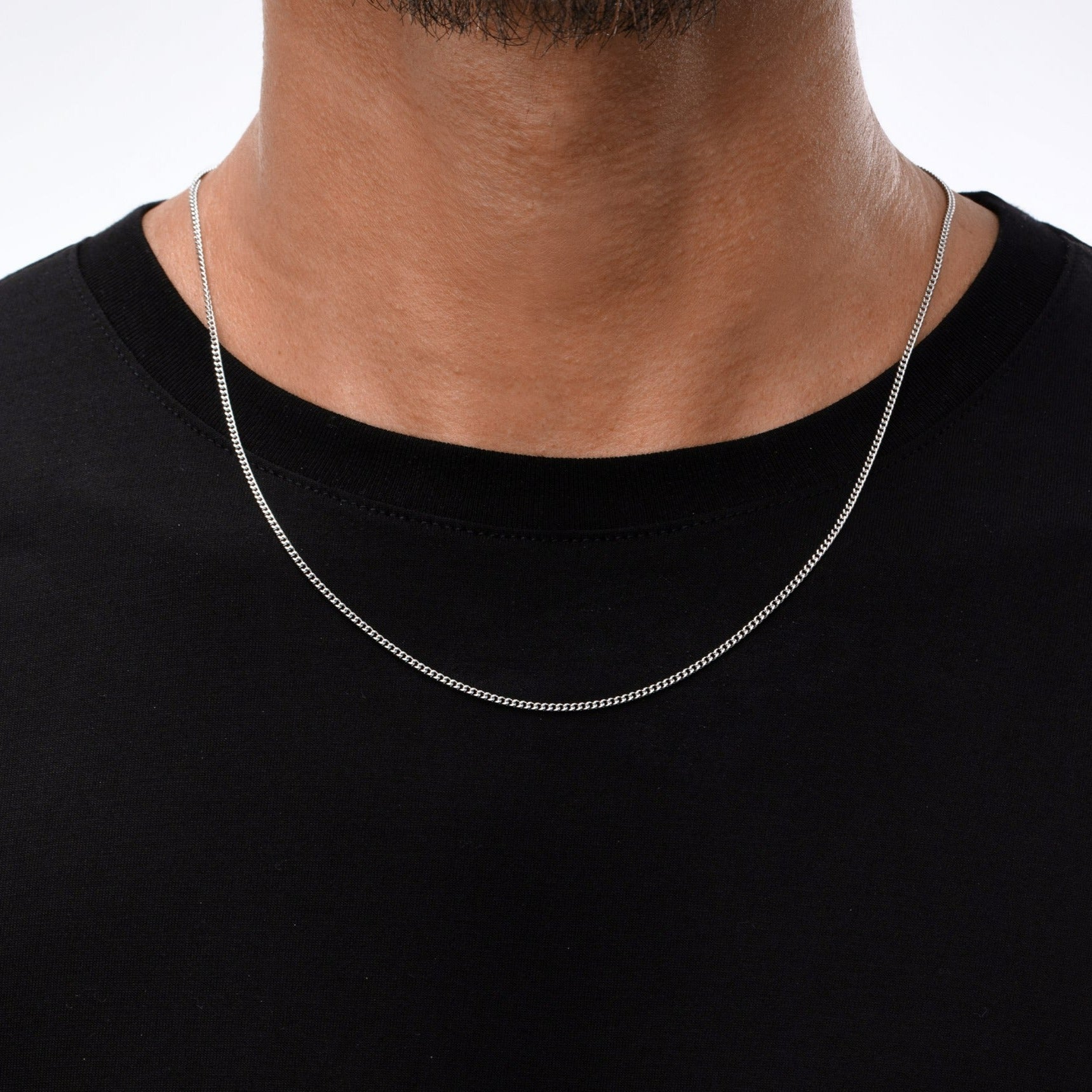 Minimal Curb Chain