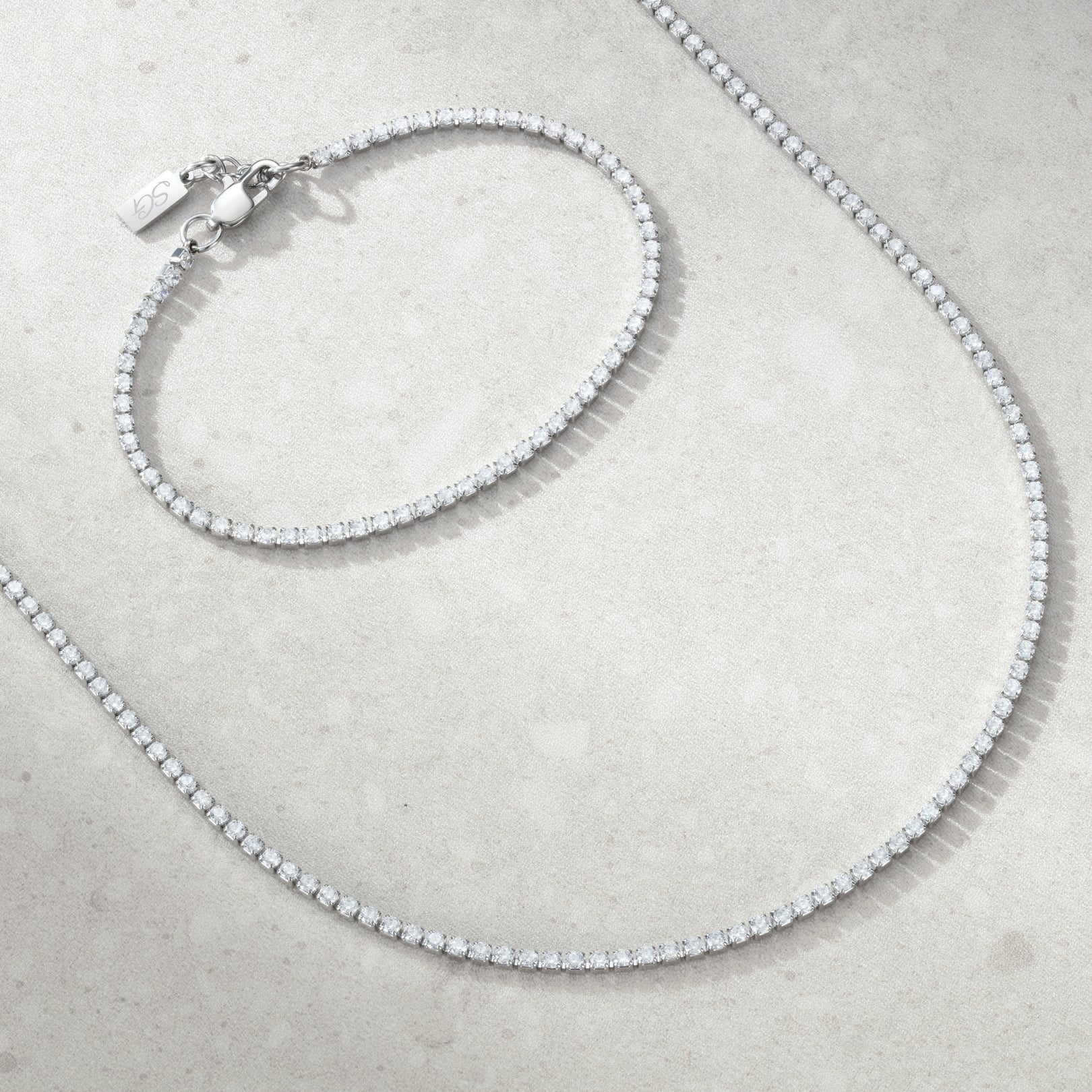 Minimal Tennis Set